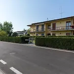 San Vito - A Due Passi Dal Lago