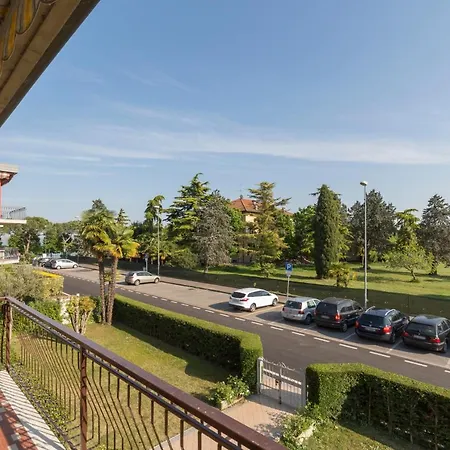 Lägenhet San Vito - A Due Passi Dal Lago Sirmione